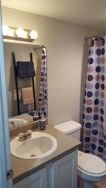 3 beds, 2 baths, 643 sqft, $2,550, Unit B402