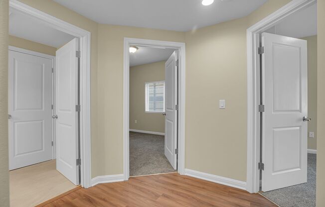 2 beds, 2 baths, 916 sqft, $1,595, Unit 144-34101