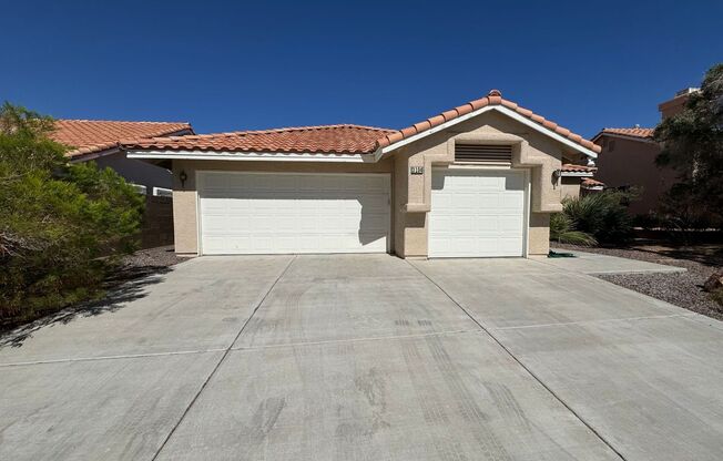 BEAUTIFUL SPACIOUS SINGLE-FAMILY HOME IN THE DESERT SHORES COMMUNITY OF LAS VEGAS