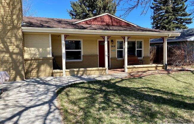 Beautiful Home in Campus West!