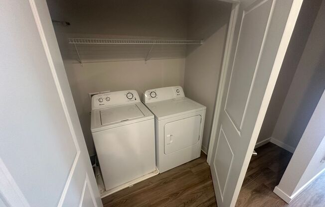 1 bed, 1 bath, 615 sqft, $1,750, Unit 40-203