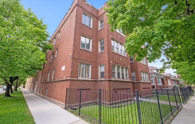 6056 S Albany Ave Chicago, IL 60619