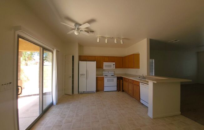 NICE AND AFFORDABLE TOLLESON HOME!