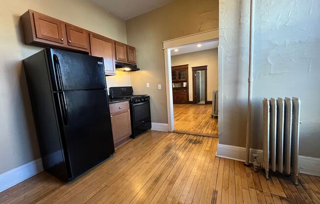 1 bed, 1 bath, 406 sqft, $930, Unit 2