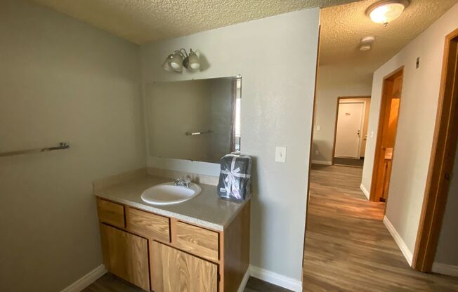 3 beds, 2 baths, 643 sqft, $2,450, Unit A105
