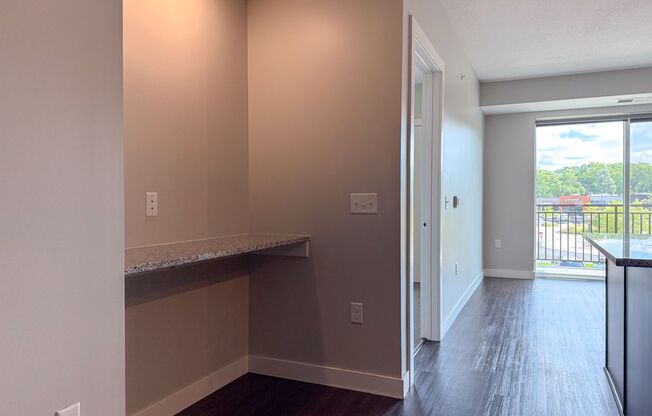 1 bed, 1 bath, 811 sqft, $1,775, Unit 839 - 202
