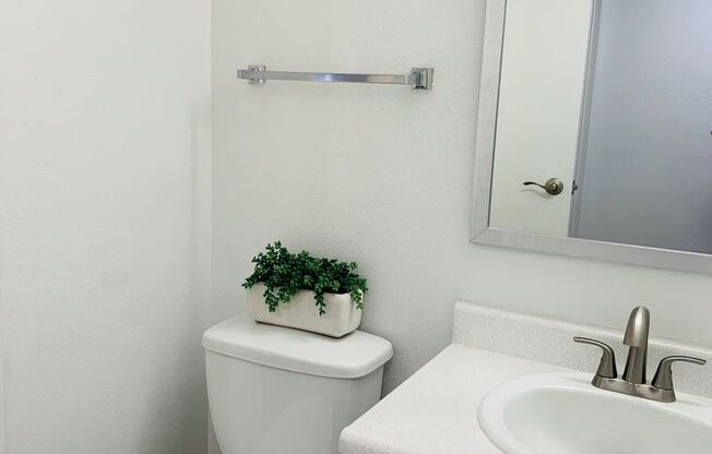 2 beds, 1.5 baths, 950 sqft, $2,225, Unit 237