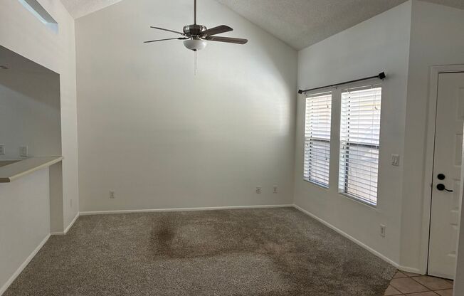 **NICE 2br/1ba CONDO - (ALMA SCHOOL & SOUTHERN)