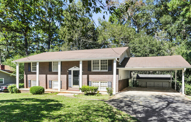 2143 CHEVY CHASE LN