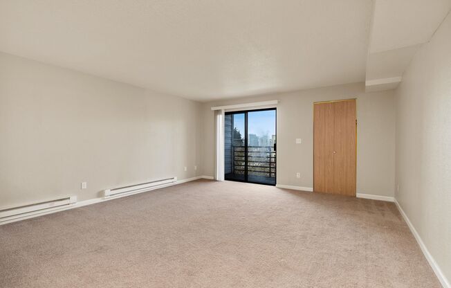 Studio, 1 bath, 504 sqft, $1,591, Unit 303