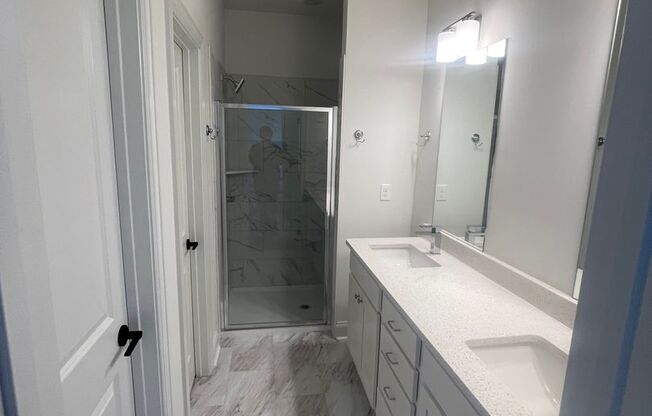 2 beds, 2 baths, 1,190 sqft, $1,800, Unit B201