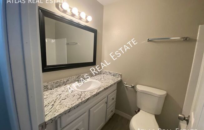 2 beds, 1 bath, $1,295