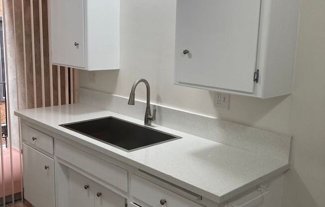 1 bed, 1 bath, 636 sqft, $1,795, Unit 2