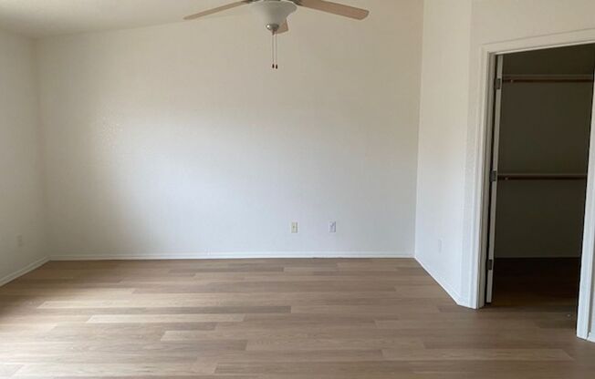 3 beds, 2 baths, $2,450, Unit Maricopa Ave