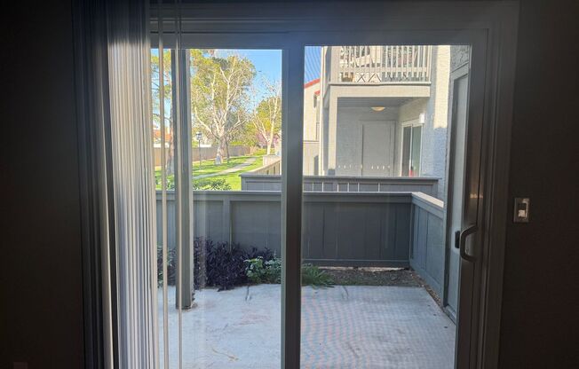 1 bed, 1 bath, 704 sqft, $2,345, Unit 127