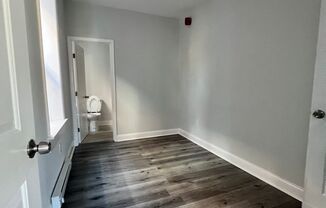 1 bed, 1 bath, $1,199, Unit 2F