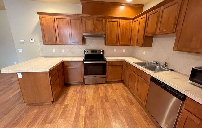 Fantastic Hillsboro Townhome with Attached Garage, Laundry and Private Patio