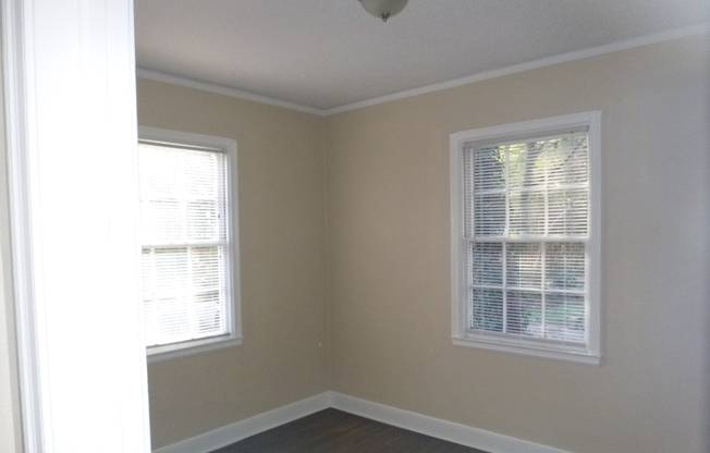 2 beds, 1 bath, $1,680