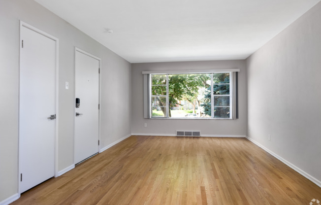 Lindenwood Heights Apartments