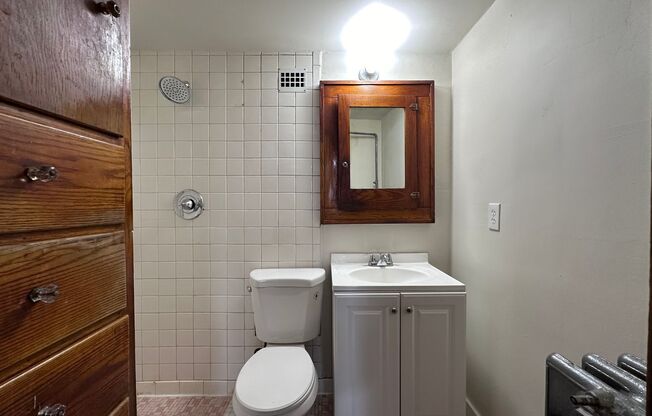 Studio, 1 bath, 500 sqft, $645, Unit Apt. 24