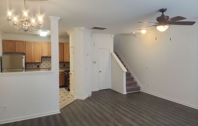 3 beds, 2.5 baths, $1,850