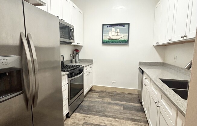 1 bed, 1 bath, 1,000 sqft, $2,200