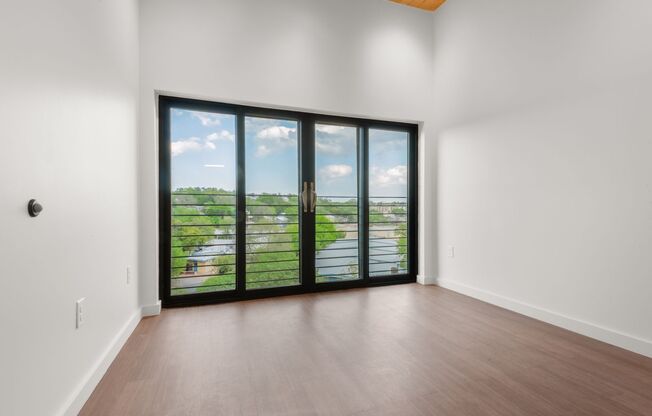 1 bed, 1 bath, 587 sqft, $1,273, Unit 301