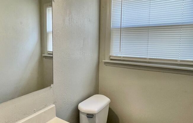 Charming West Tulsa 3 Bed 1.5 Bath House