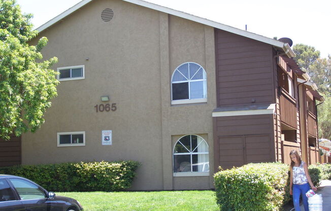 1065 E Washington Ave.