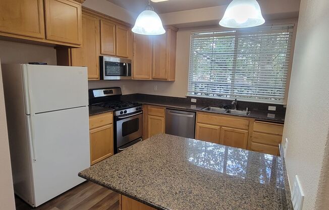 2 beds, 2.5 baths, $2,095, Unit #8101