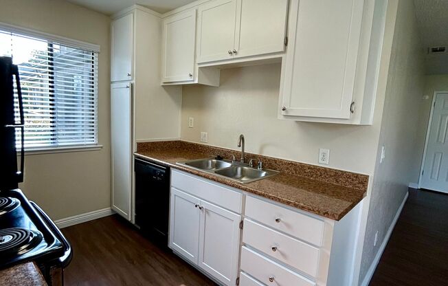 3 beds, 2 baths, 1,058 sqft, $2,150, Unit 50103