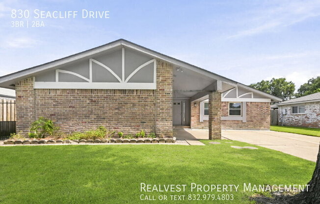 830 SEACLIFF DR