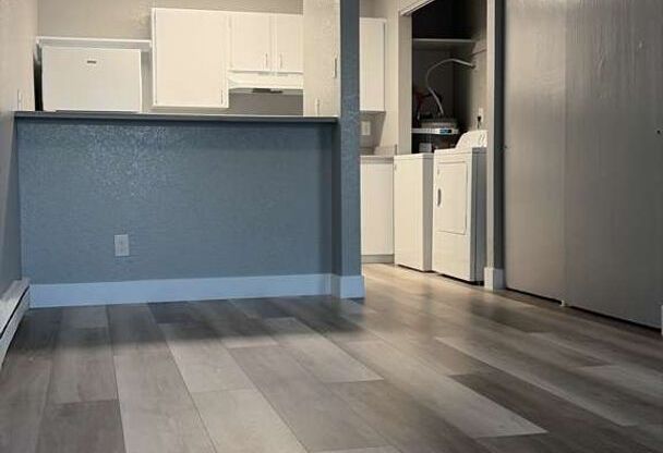 2 beds, 1 bath, 850 sqft, $1,550, Unit 1107 M8
