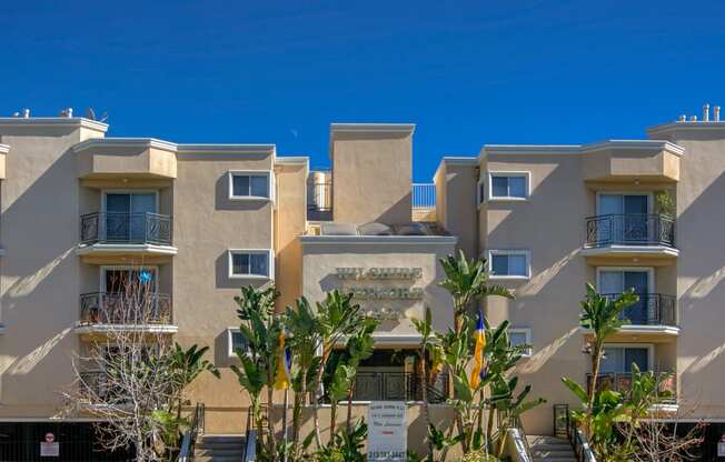 Apartment Building in Los Angeles