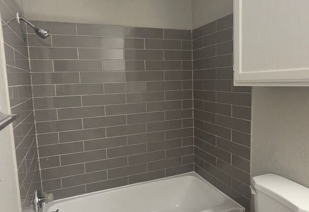 2 beds, 2 baths, 877 sqft, $1,150, Unit 1416