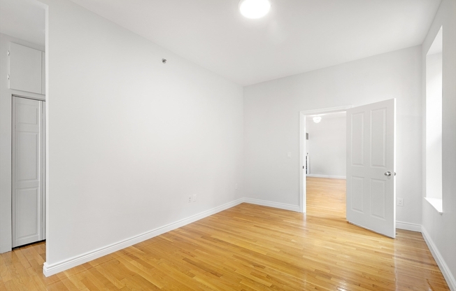 2 beds, 2 baths, 1,027 sqft, $5,200, Unit 201