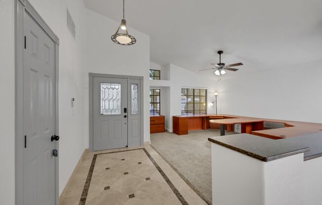 SUMMERLIN: 3/2 House with Multiple Living Areas, Home Office, Large Private Covered Patio