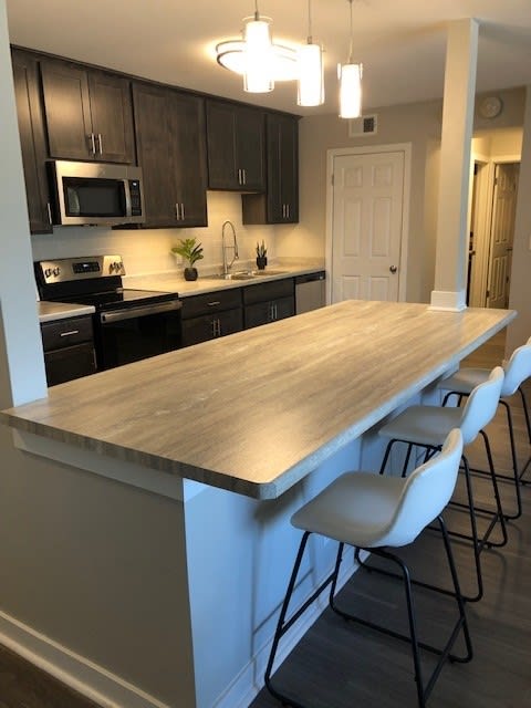 Large Kitchen Island With Pendant Lighting