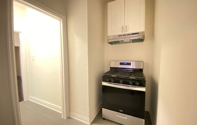 1 bed, 1 bath, $1,550, Unit 104