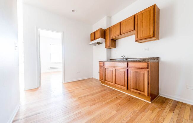 705 S Lawndale