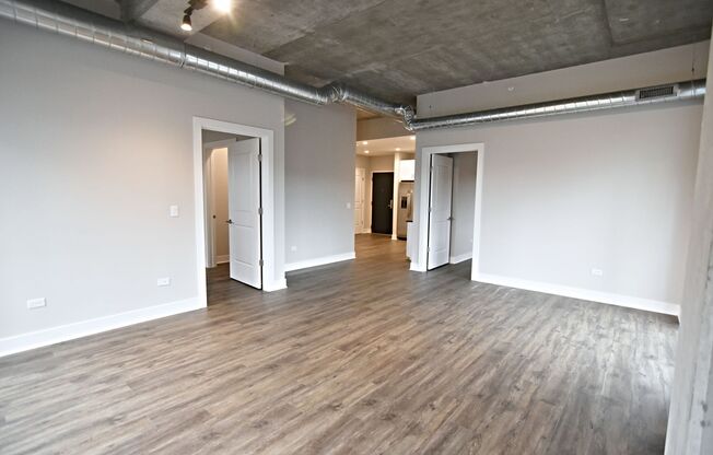 2 beds, 2 baths, 975 sqft, $4,450, Unit 3833-310