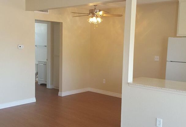 1 bed, 1 bath, 686 sqft, $1,700, Unit #13