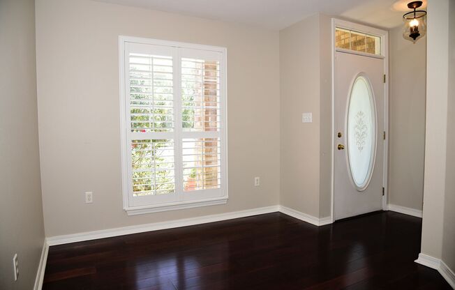 Updated Home in Bluewater Bay!