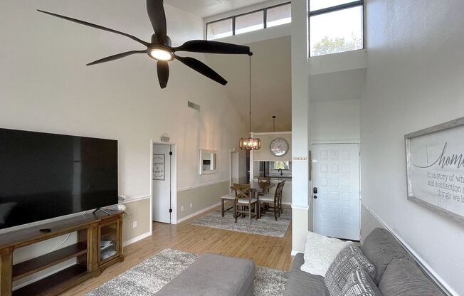 2/2 Winterset FULLY FURNISHED Townhome!