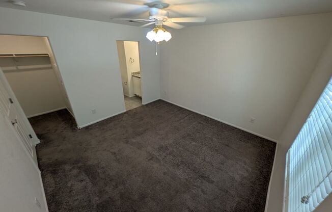 664 VETIVER LN