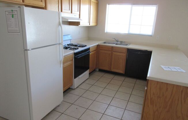 2 beds, 2 baths, $1,195