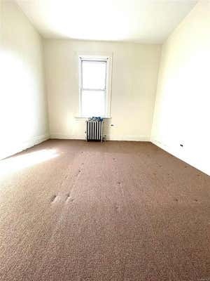 3 beds, 1 bath, 900 sqft, $3,750, Unit 2