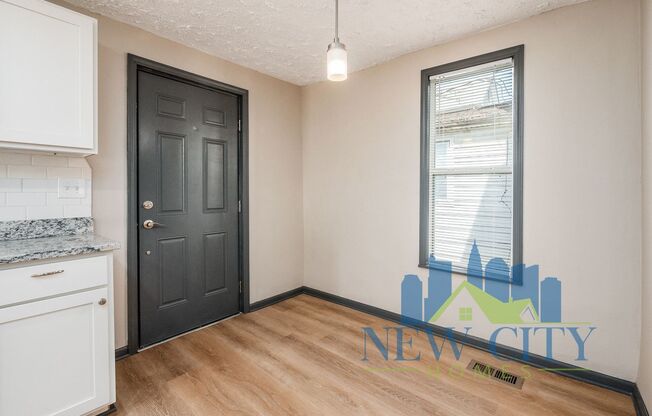 2 beds, 1.5 baths, $1,550