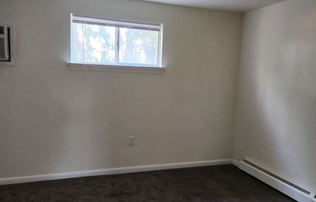 1 bed, 1 bath, 682 sqft, $1,265, Unit GL25009