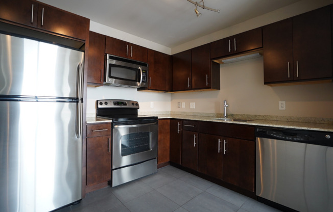 Studio, 1 bath, 477 sqft, $1,350, Unit 701